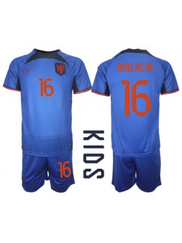 Billige Nederland Tyrell Malacia #16 Bortedraktsett Barn VM 2022 Kortermet (+ Korte bukser)